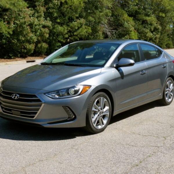 Hyundai Elantra 